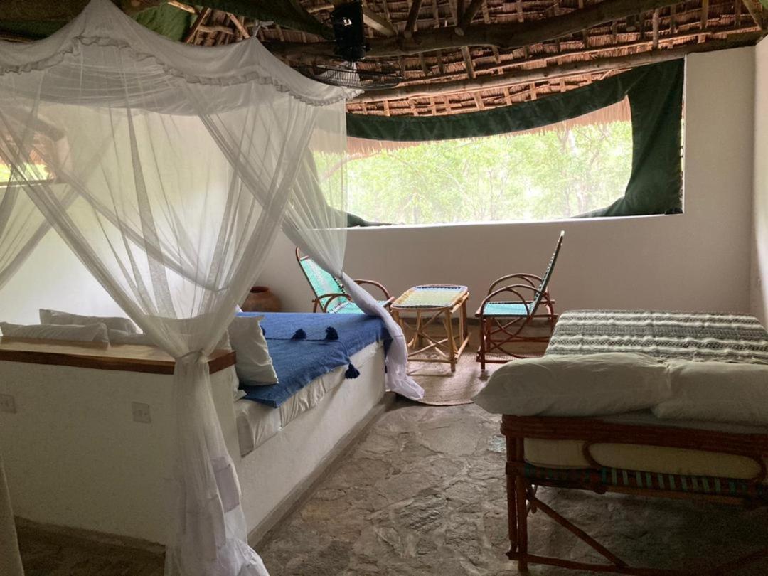Lemara Eco Camp Hotel Kisaki Bagian luar foto