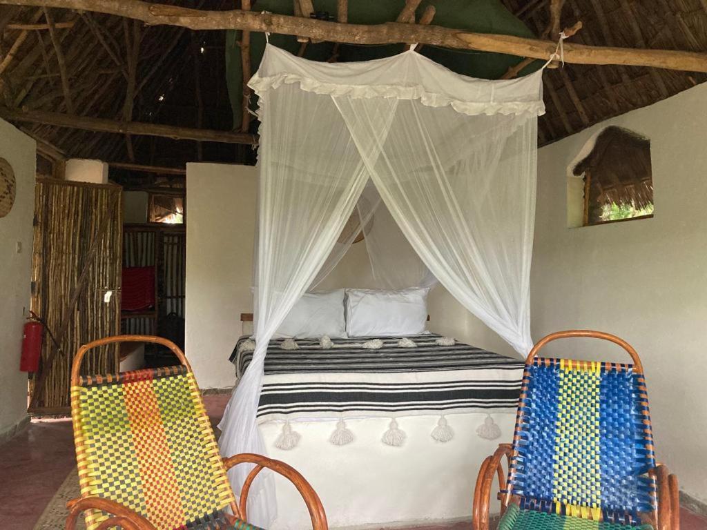 Lemara Eco Camp Hotel Kisaki Bagian luar foto