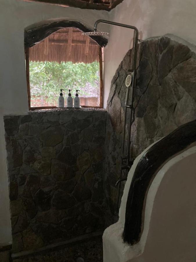Lemara Eco Camp Hotel Kisaki Bagian luar foto